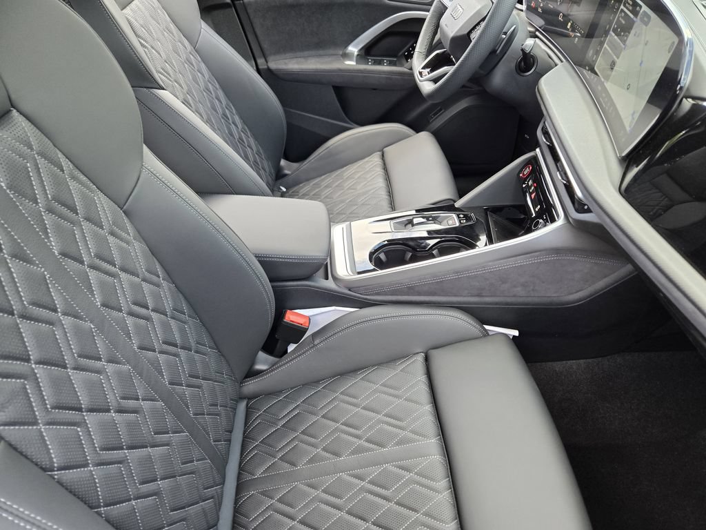 New 2026 Audi SQ5 Premium Plus AWD/4WD image 17