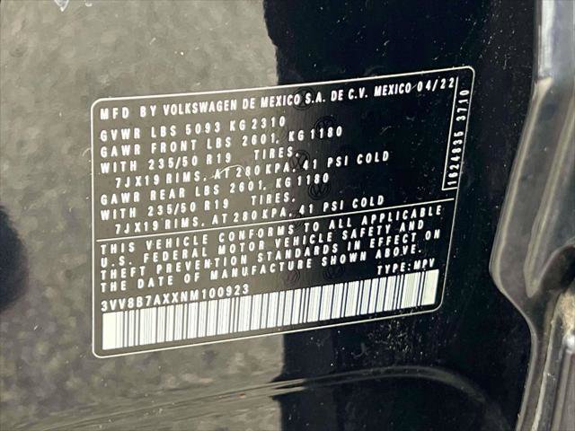 Used 2022 Volkswagen Tiguan SE R-Line image 20