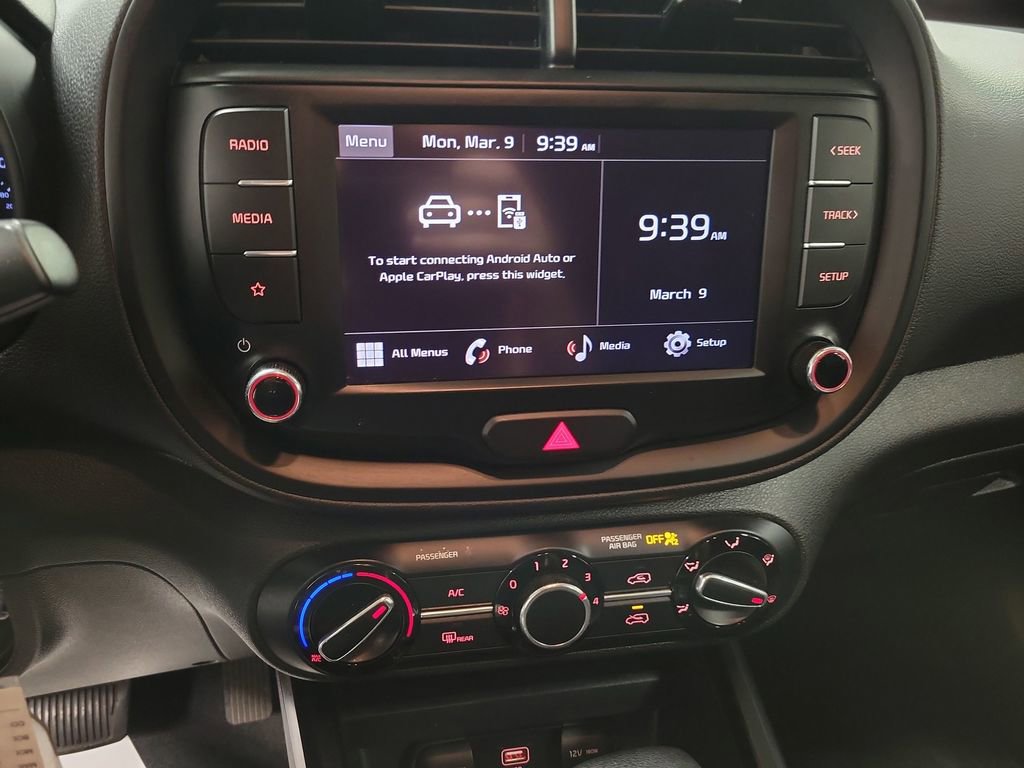 Used 2022 Kia Soul LX w/ Technology Package image 14