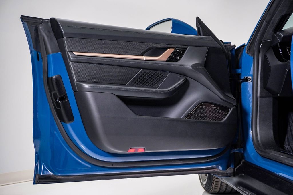 Certified 2021 Porsche Taycan Turbo S image 27