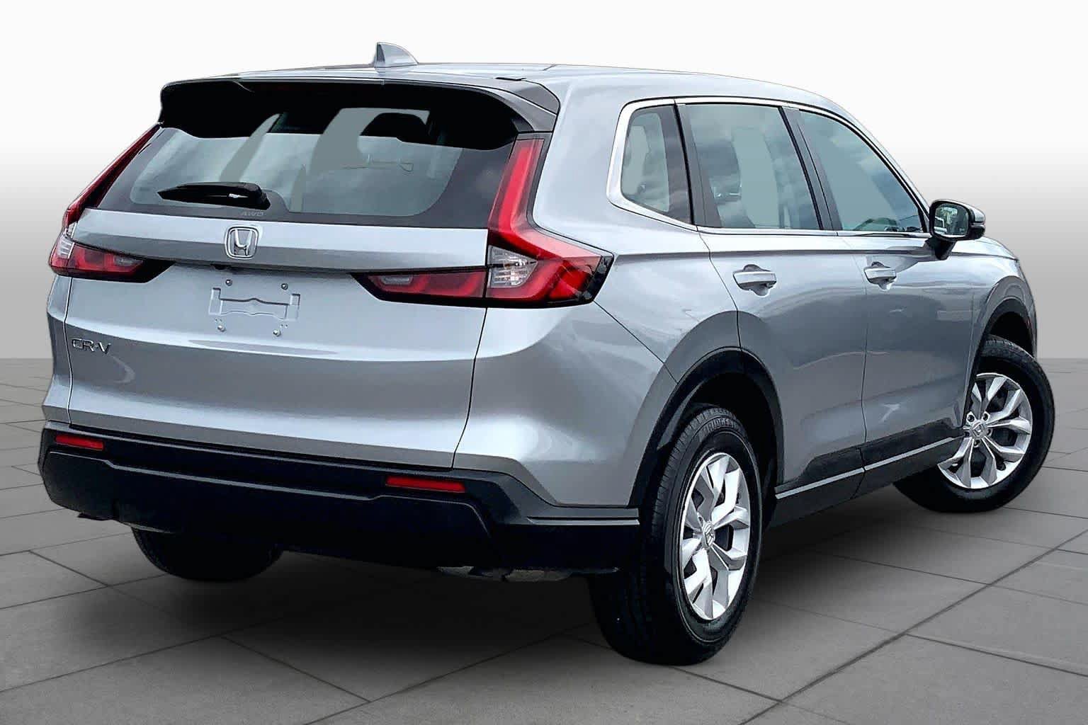 Used 2023 Honda CR-V LX image 13