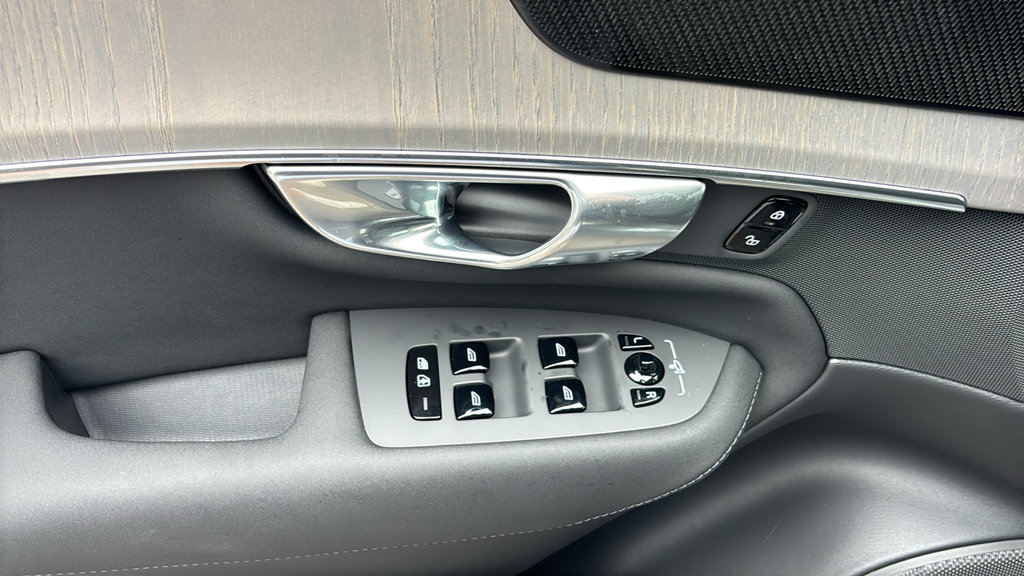 New 2027 Volvo XC90 T8 Ultra AWD/4WD image 14