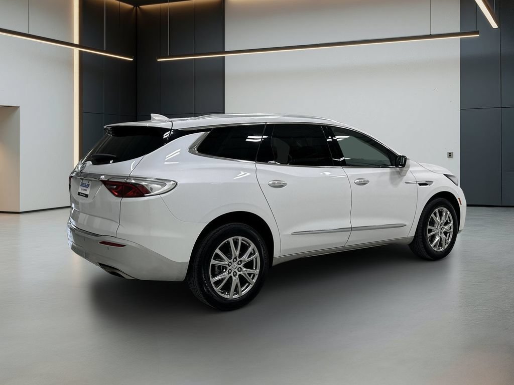 Used 2023 Buick Enclave Essence w/ Experience Buick Package FWD image 6