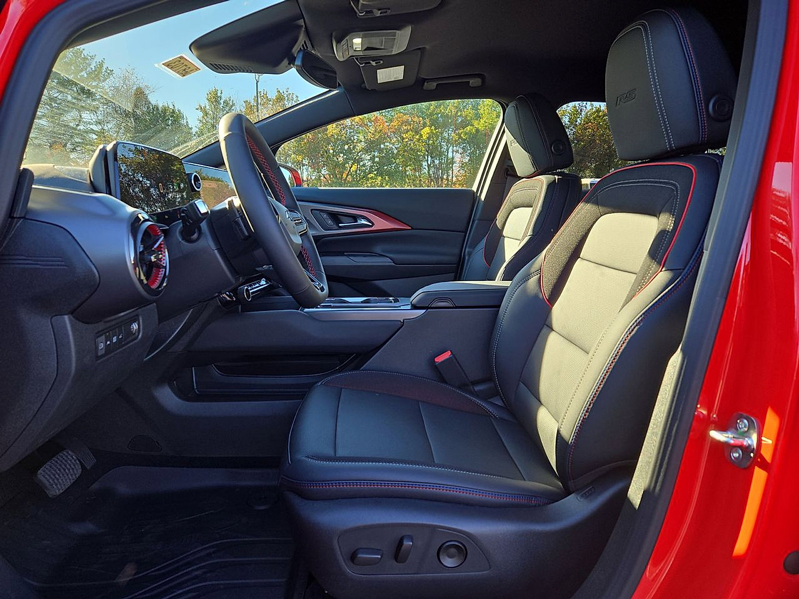 New 2026 Chevrolet Equinox EV RS image 14