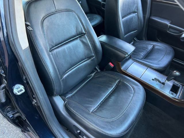 Used 2011 Hyundai Azera GLS w/ Premium Pkg 2 image 25