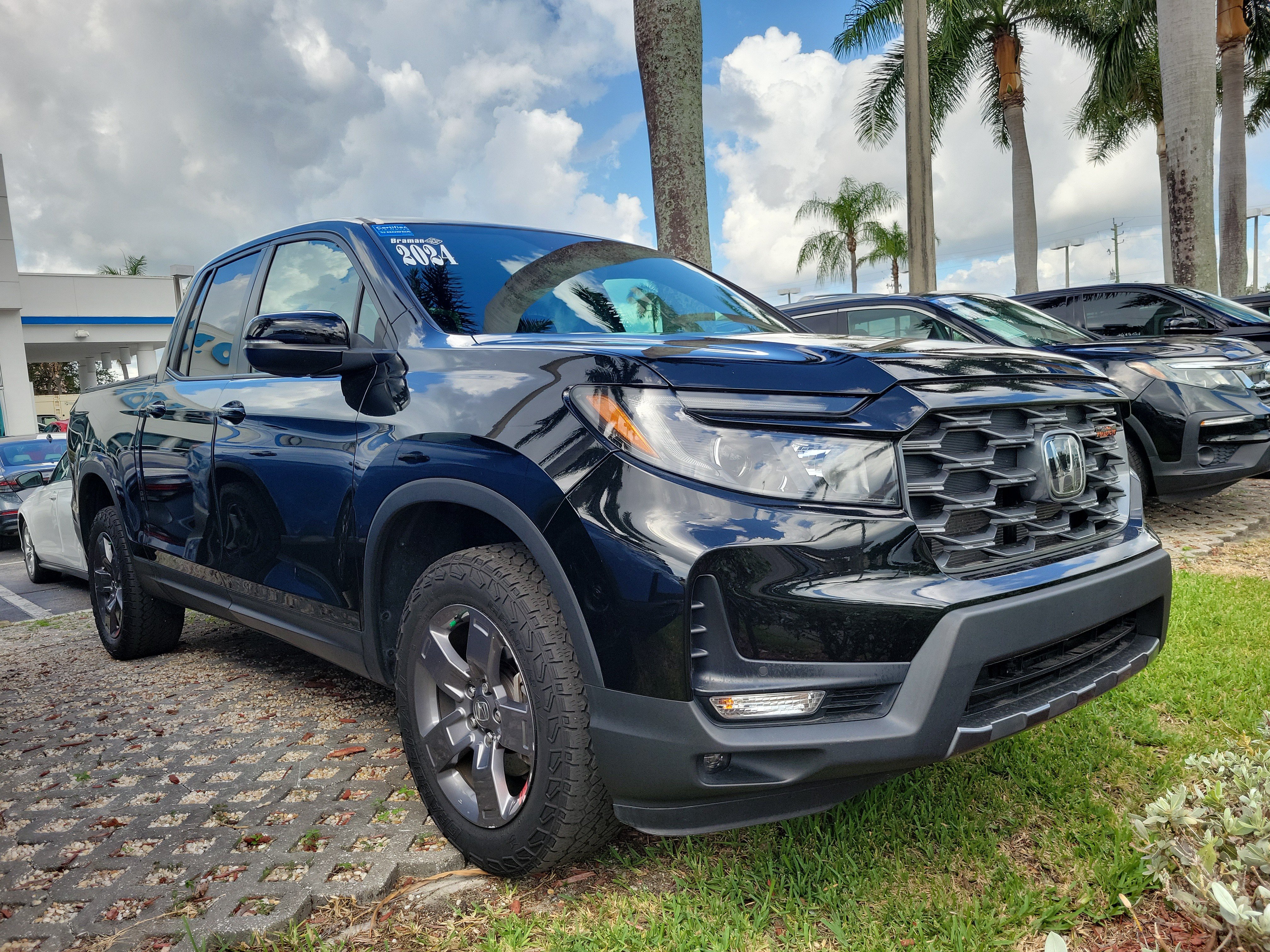 Certified 2024 Honda Ridgeline TrailSport image 2