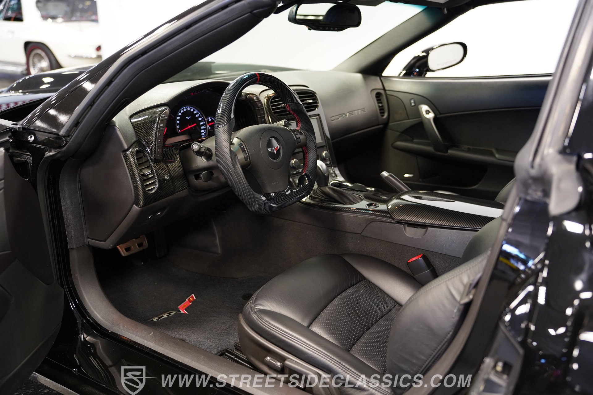 Used 2010 Chevrolet Corvette Grand Sport w/ Preferred Equipment Group image 4