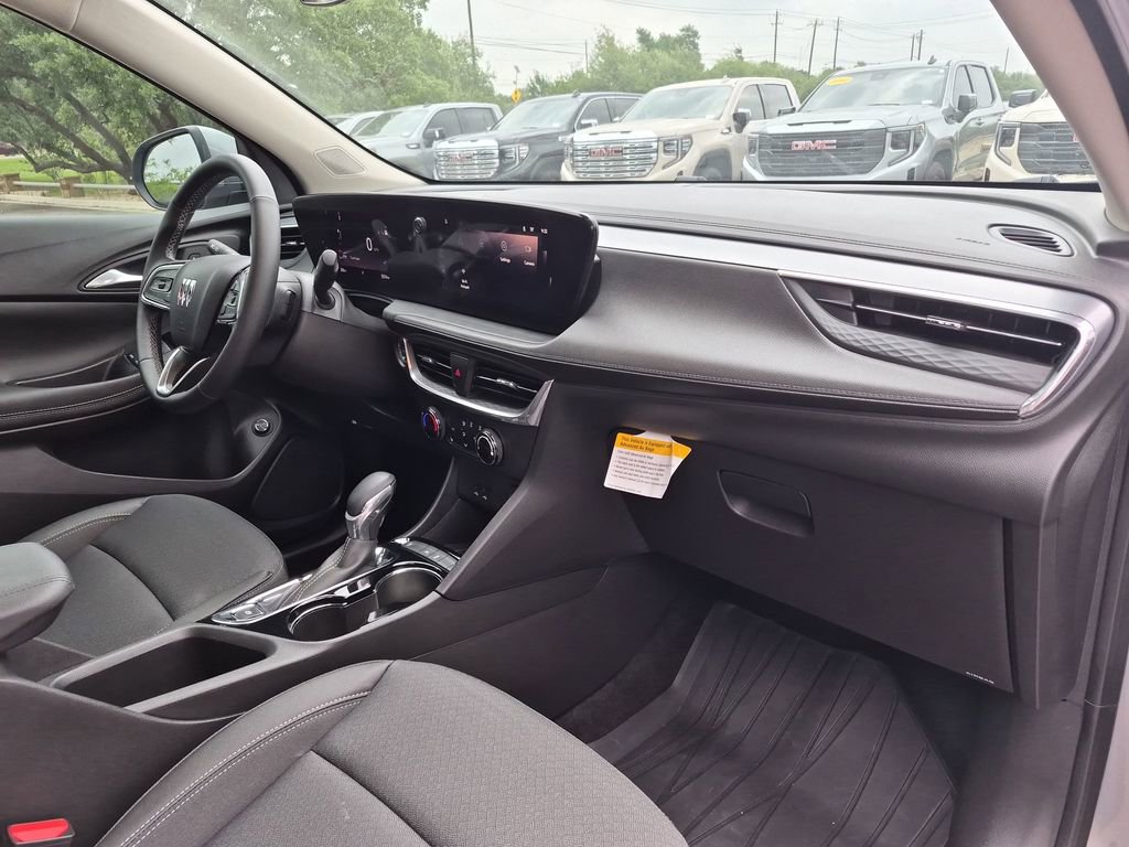 Certified 2026 Buick Encore GX Preferred w/ Advanced Technology Package FWD image 37