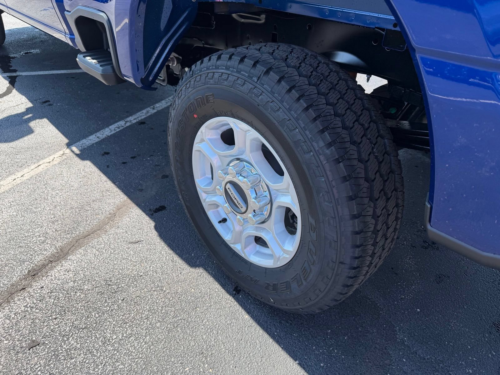 New 2026 Ford F250 XLT w/ FX4 Off-Road Package AWD/4WD image 9
