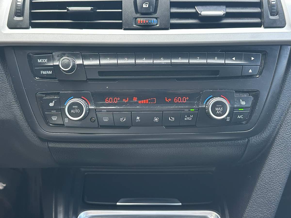 Used 2013 BMW 328i Sedan RWD image 41