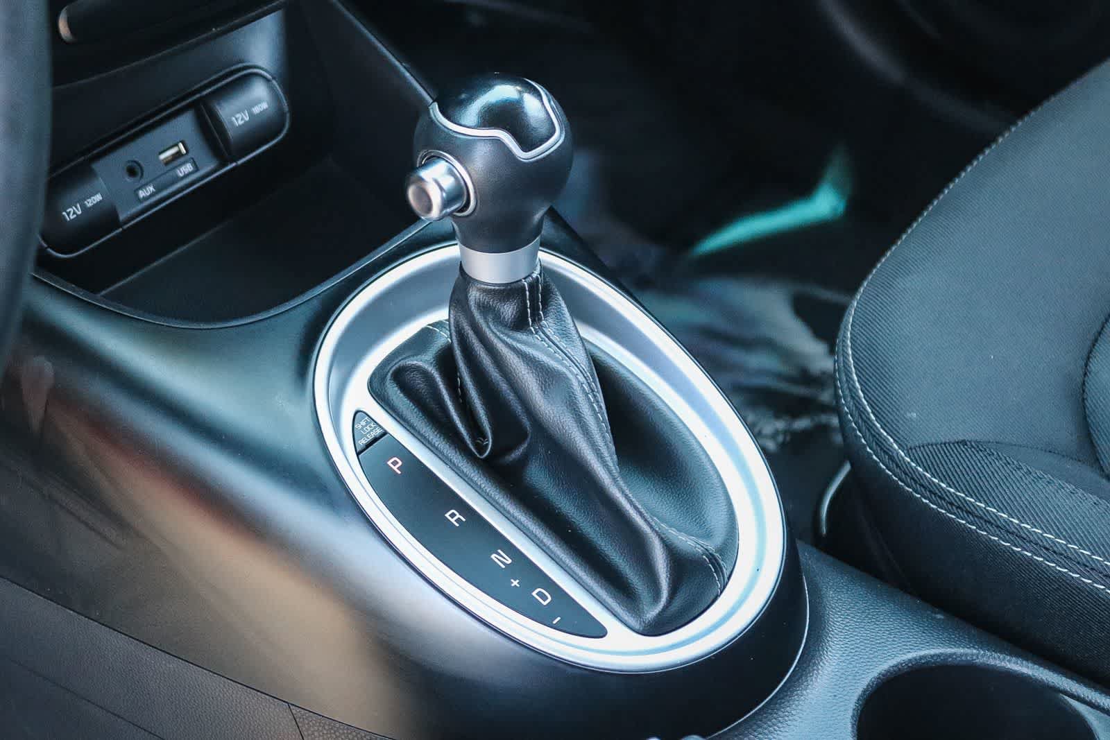 Used 2018 Kia Soul + FWD image 18
