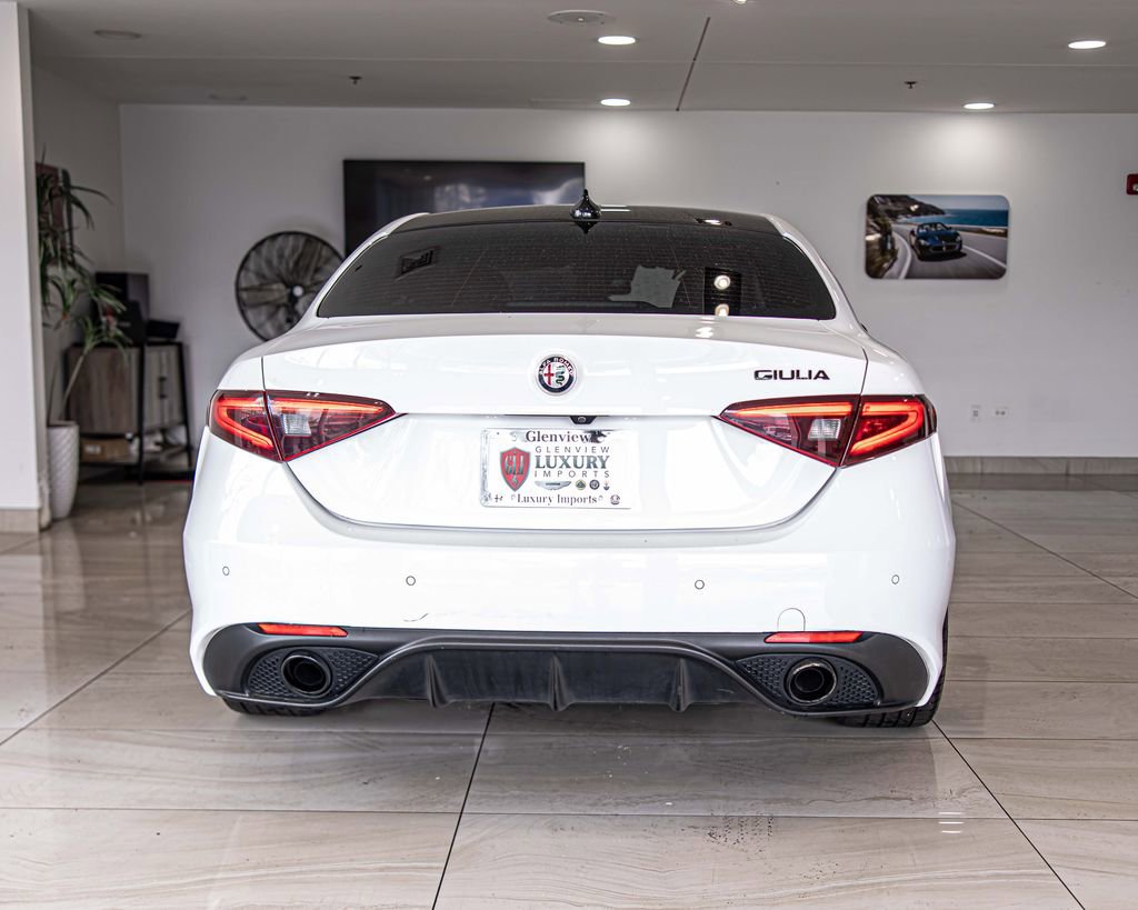 Used 2019 Alfa Romeo Giulia Ti Sport w/ Quick Order Package 22U Sport image 13