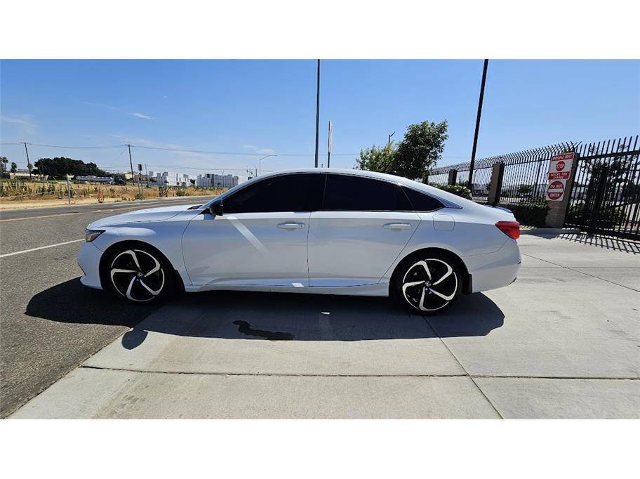 Used 2021 Honda Accord Sport image 4