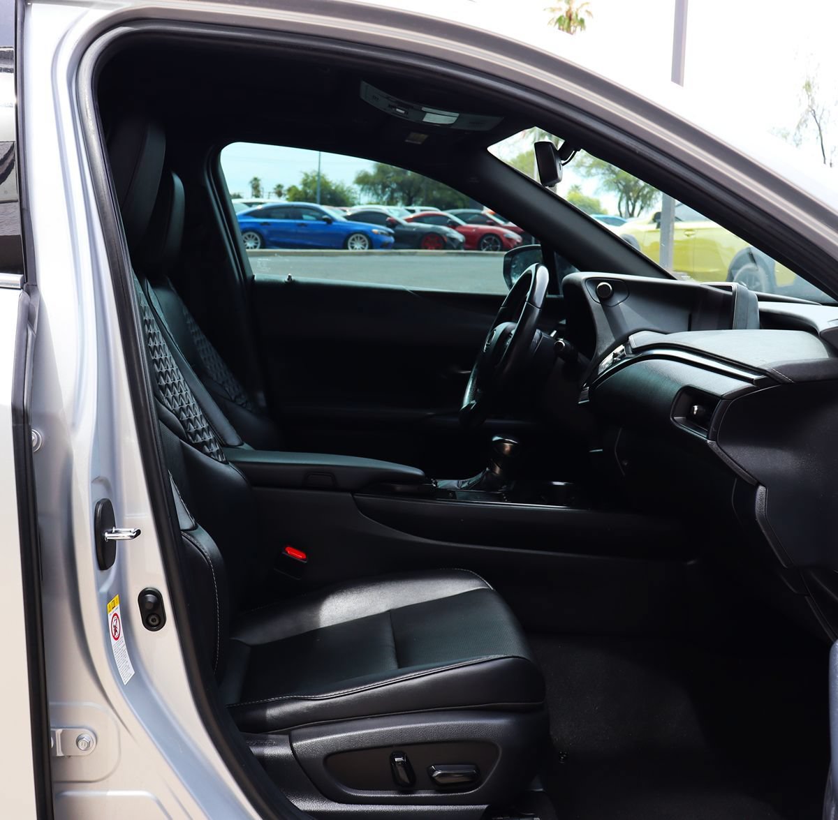 Used 2019 Lexus UX 200 w/ Premium Package FWD image 31
