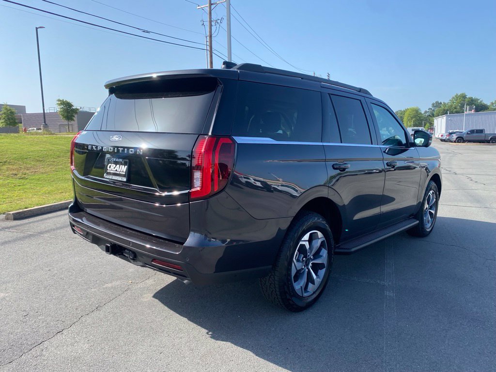 New 2027 Ford Expedition Active AWD/4WD image 7