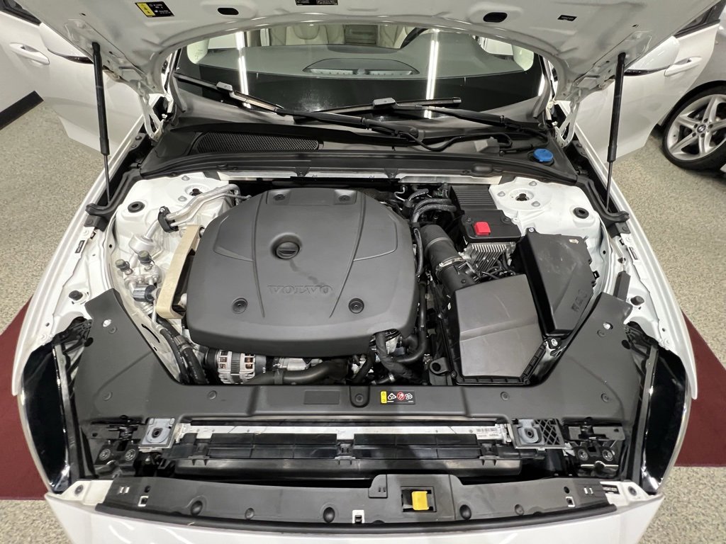 Used 2020 Volvo V60 T5 Cross Country w/ Protection Package Premier image 59