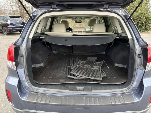 Used 2014 Subaru Outback 2.5i Limited AWD/4WD image 10