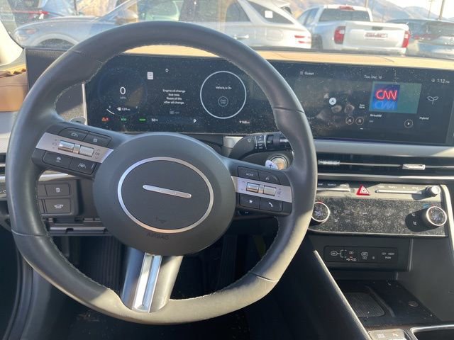 Used 2025 Hyundai Sonata Limited image 20