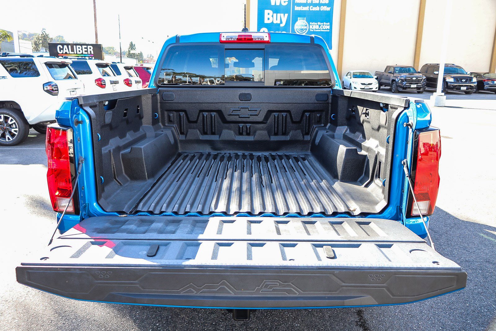 Used 2023 Chevrolet Colorado LT w/ LT Convenience Package II image 22