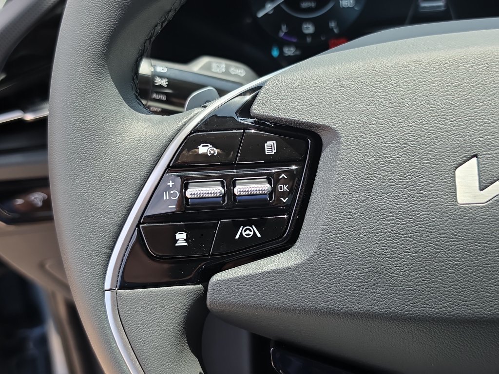 New 2026 Kia Niro Wind FWD image 30