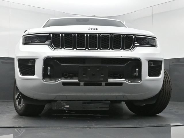 Used 2024 Jeep Grand Cherokee Overland w/ Trailer Tow Package AWD/4WD image 33