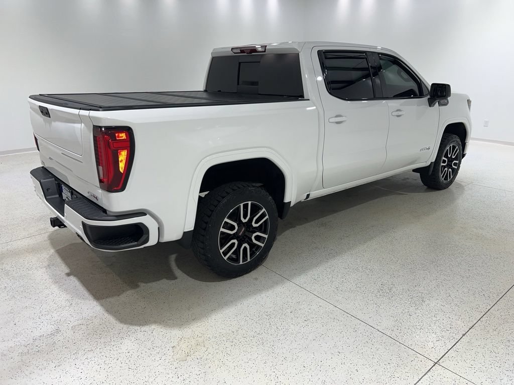 Used 2022 GMC Sierra 1500 AT4 w/ AT4 Premium Package AWD/4WD image 5