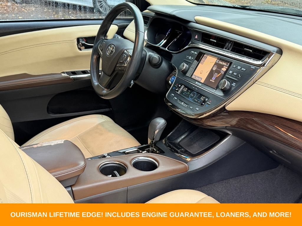 Used 2014 Toyota Avalon Limited w/ Technology Package FWD image 13
