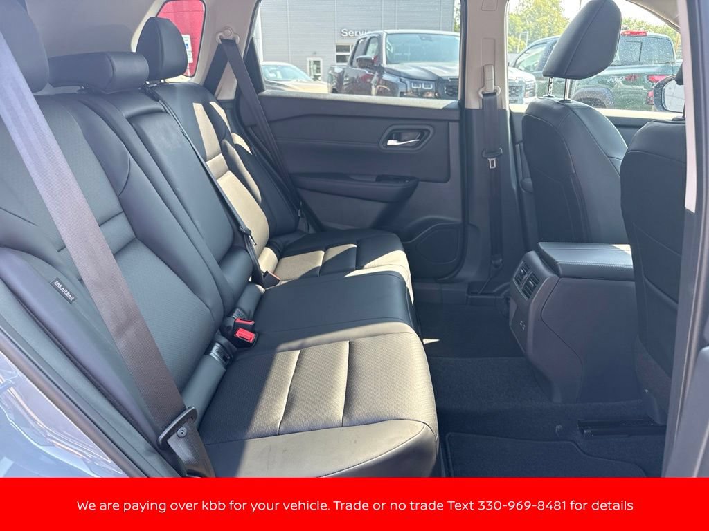 New 2026 Nissan Rogue Dark Armor AWD/4WD image 33