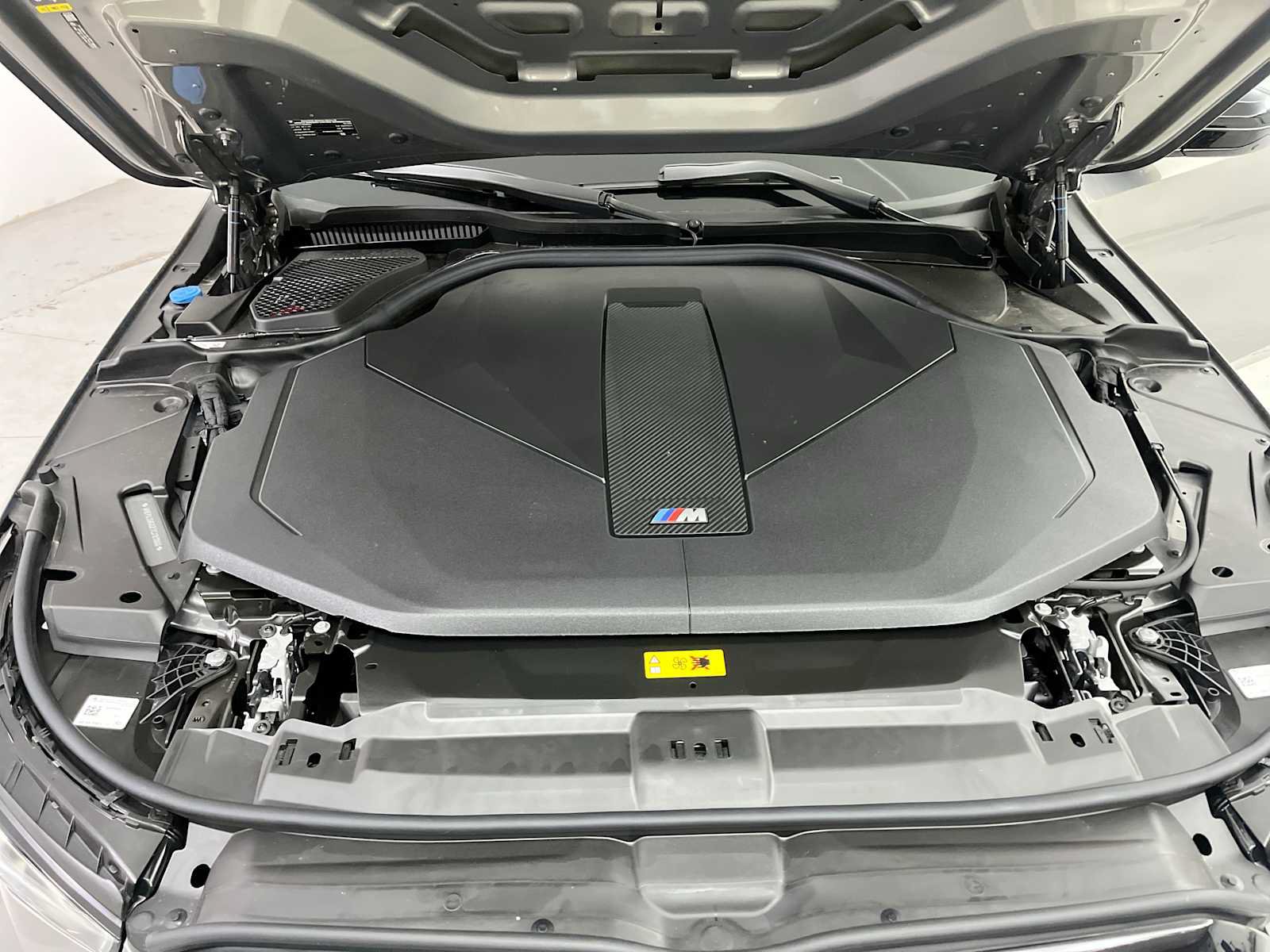 New 2026 BMW i5 M60 w/ Executive Package AWD/4WD image 24