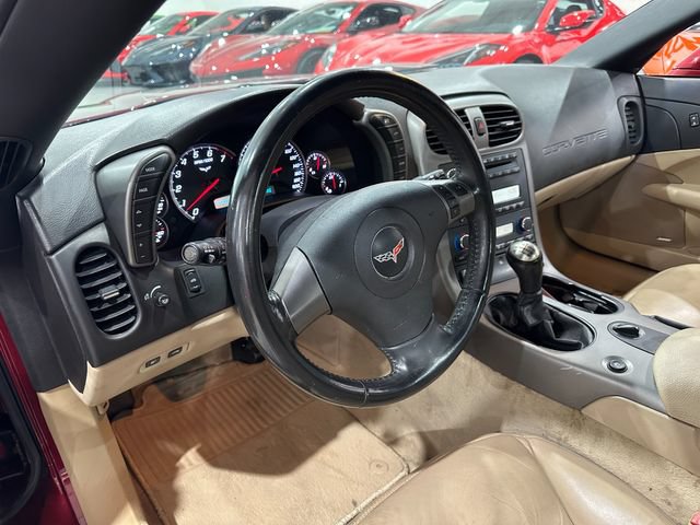 Used 2007 Chevrolet Corvette Convertible w/ Preferred Equipment Group RWD image 9