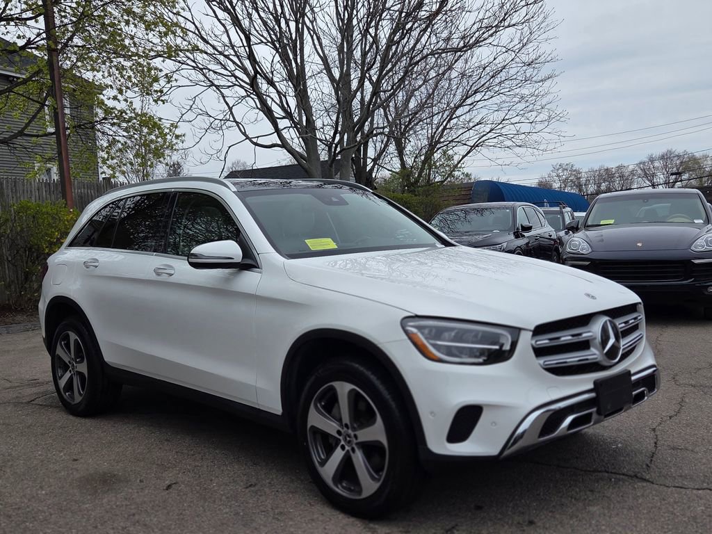 Used 2022 Mercedes-Benz GLC 300 4MATIC w/ Premium Package Lite image 8