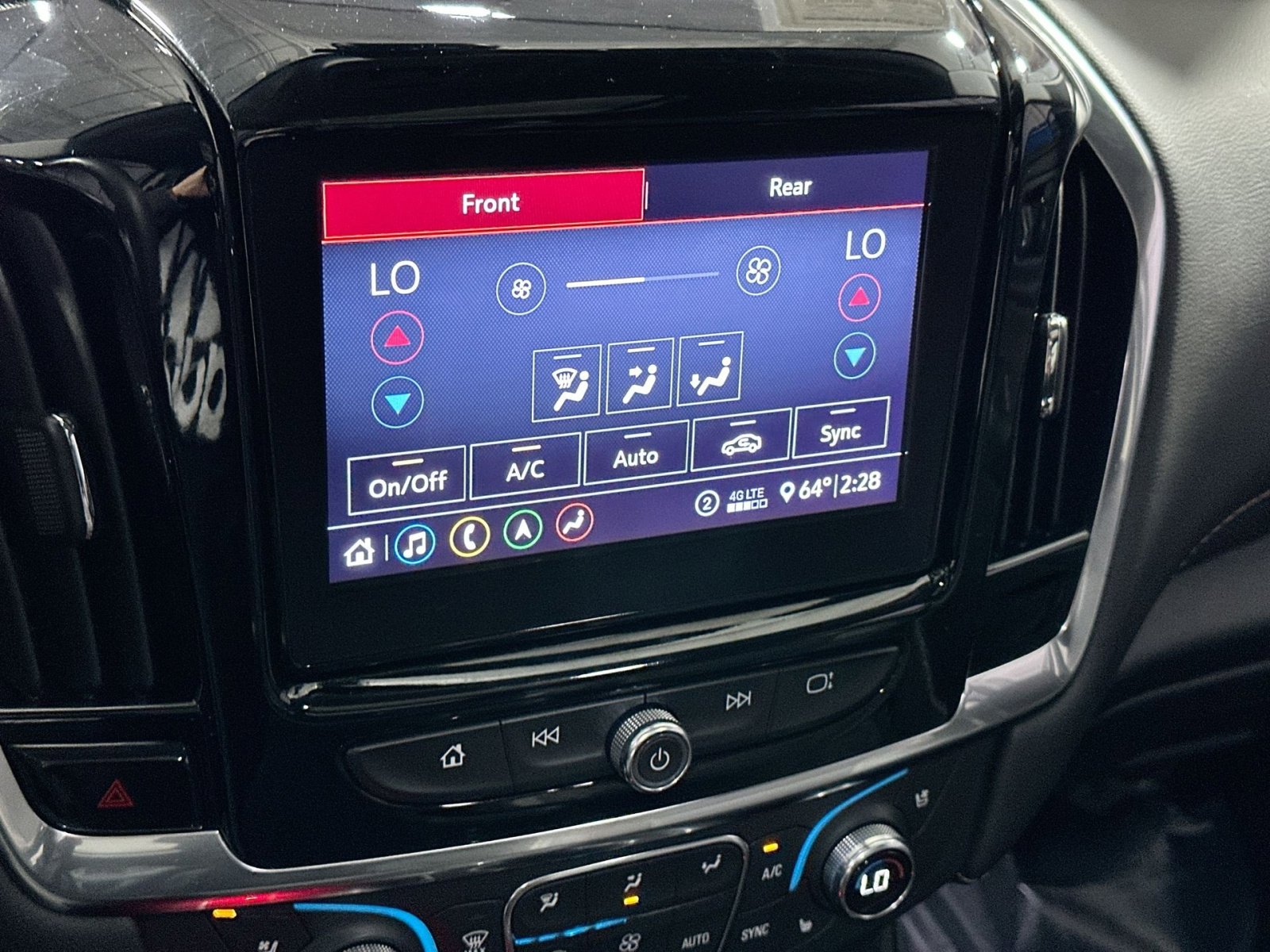 Used 2021 Chevrolet Traverse Premier w/ Redline Edition image 25