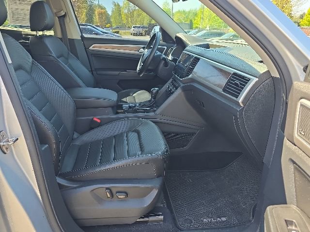 Used 2019 Volkswagen Atlas SEL Premium AWD/4WD image 17
