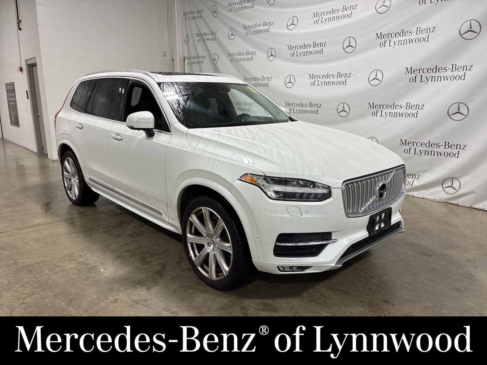 Used 2019 Volvo XC90 T6 Inscription w/ Luxury Package image 1