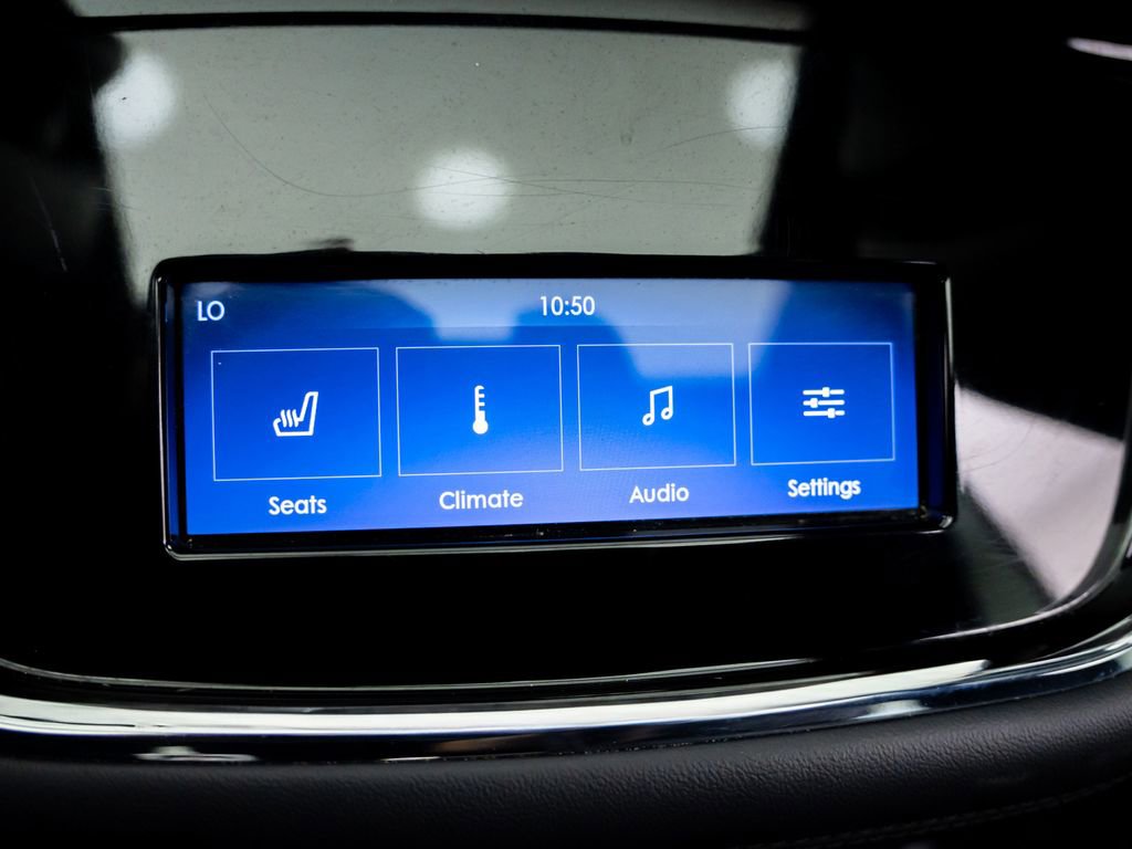 Used 2024 Lincoln Navigator Reserve image 16