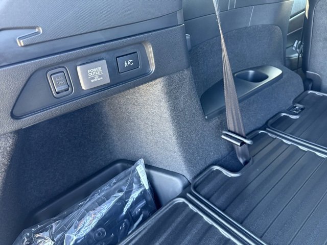 Used 2025 Acura MDX A-Spec image 27