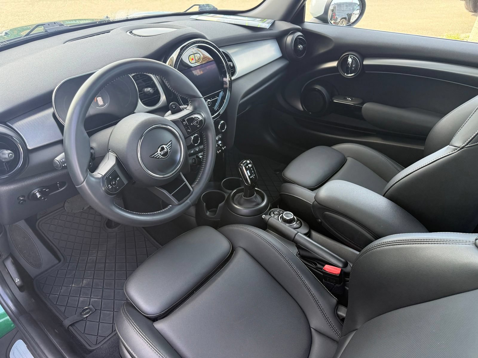 Used 2023 MINI Cooper S FWD image 11