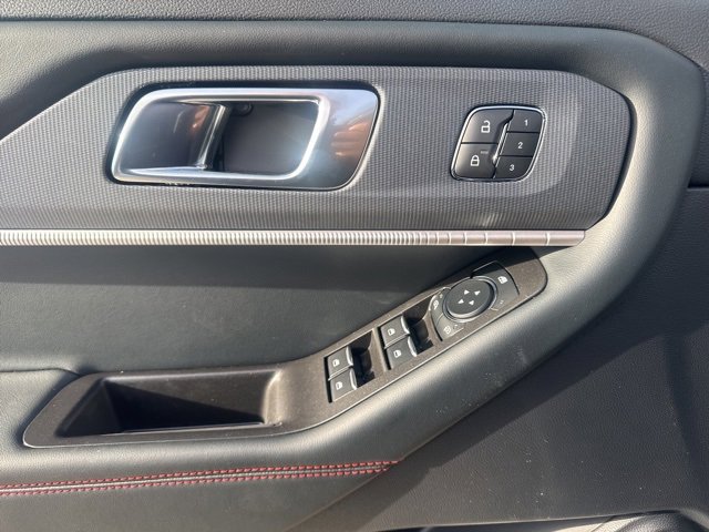 New 2026 Ford Explorer ST-Line w/ ST-Line Street Pack image 21