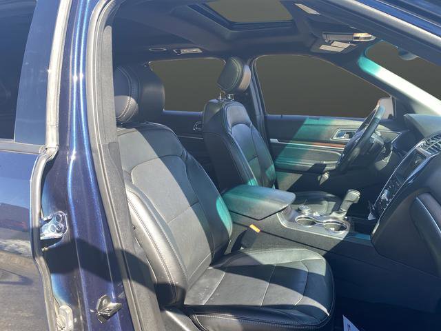 Used 2017 Ford Explorer Limited w/ Equipment Group 301A image 32