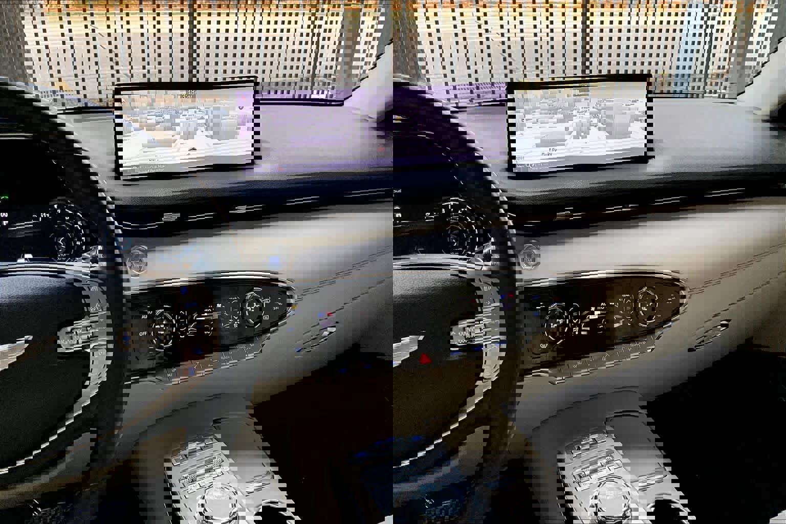 Used 2022 Genesis GV70 2.5T image 6