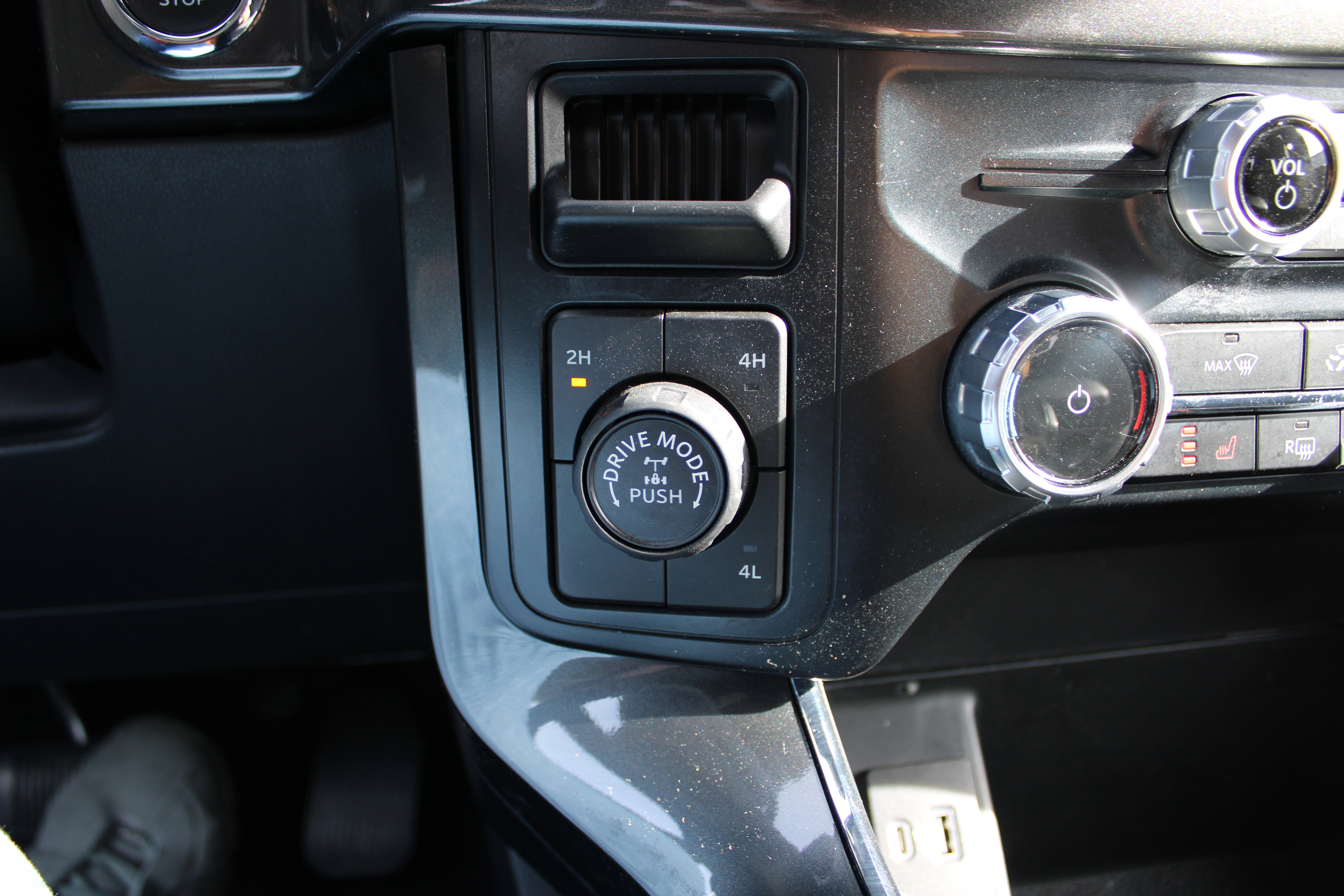 Used 2023 Ford F150 XLT w/ Equipment Group 302A High image 21