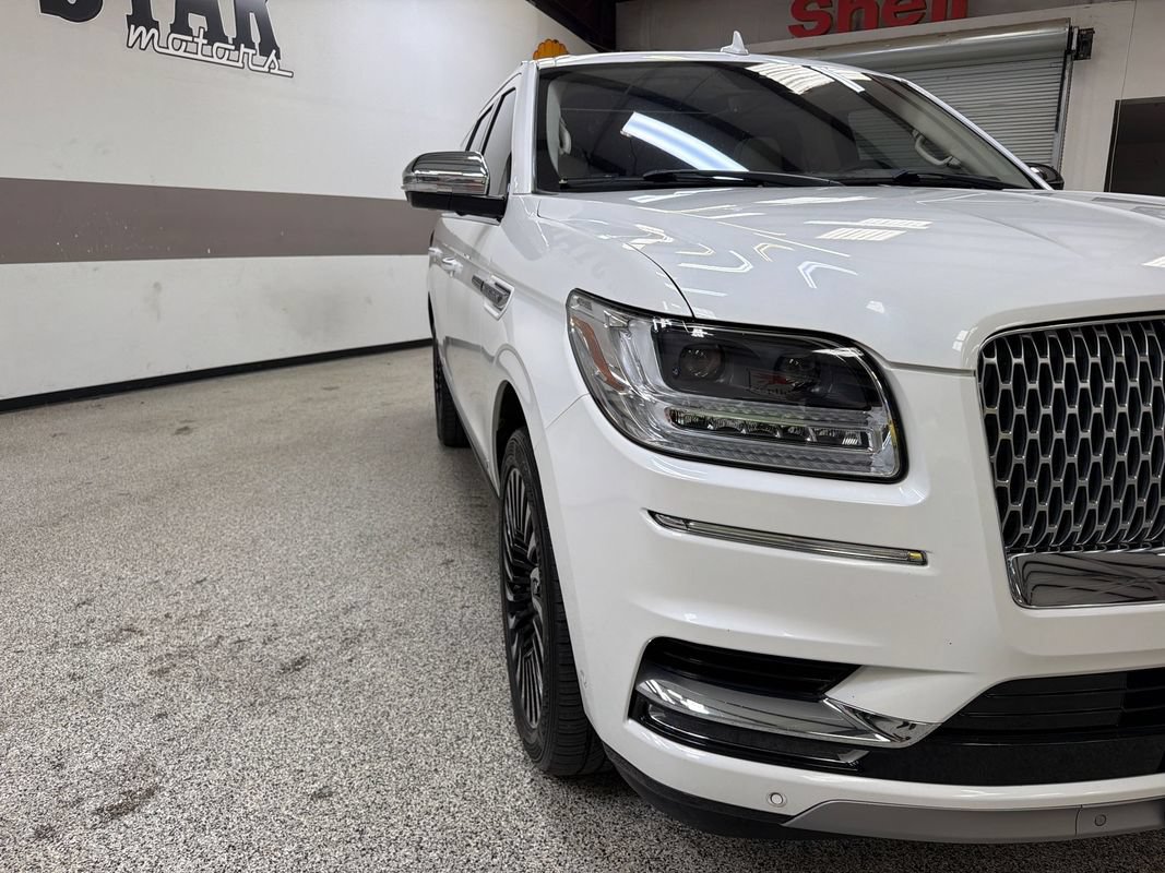 Used 2020 Lincoln Navigator Black Label w/ Cargo Convenience Package AWD/4WD image 14