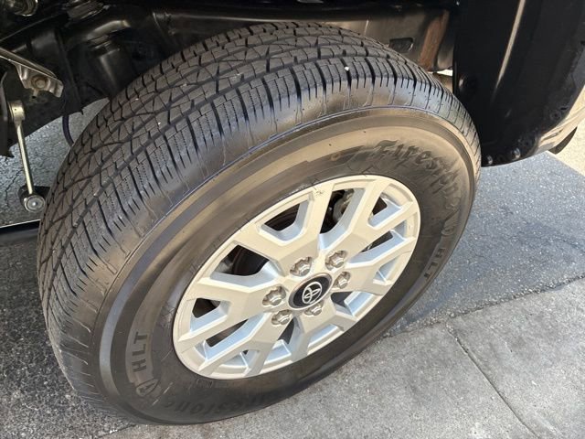 Used 2025 Toyota Tacoma SR5 RWD image 43