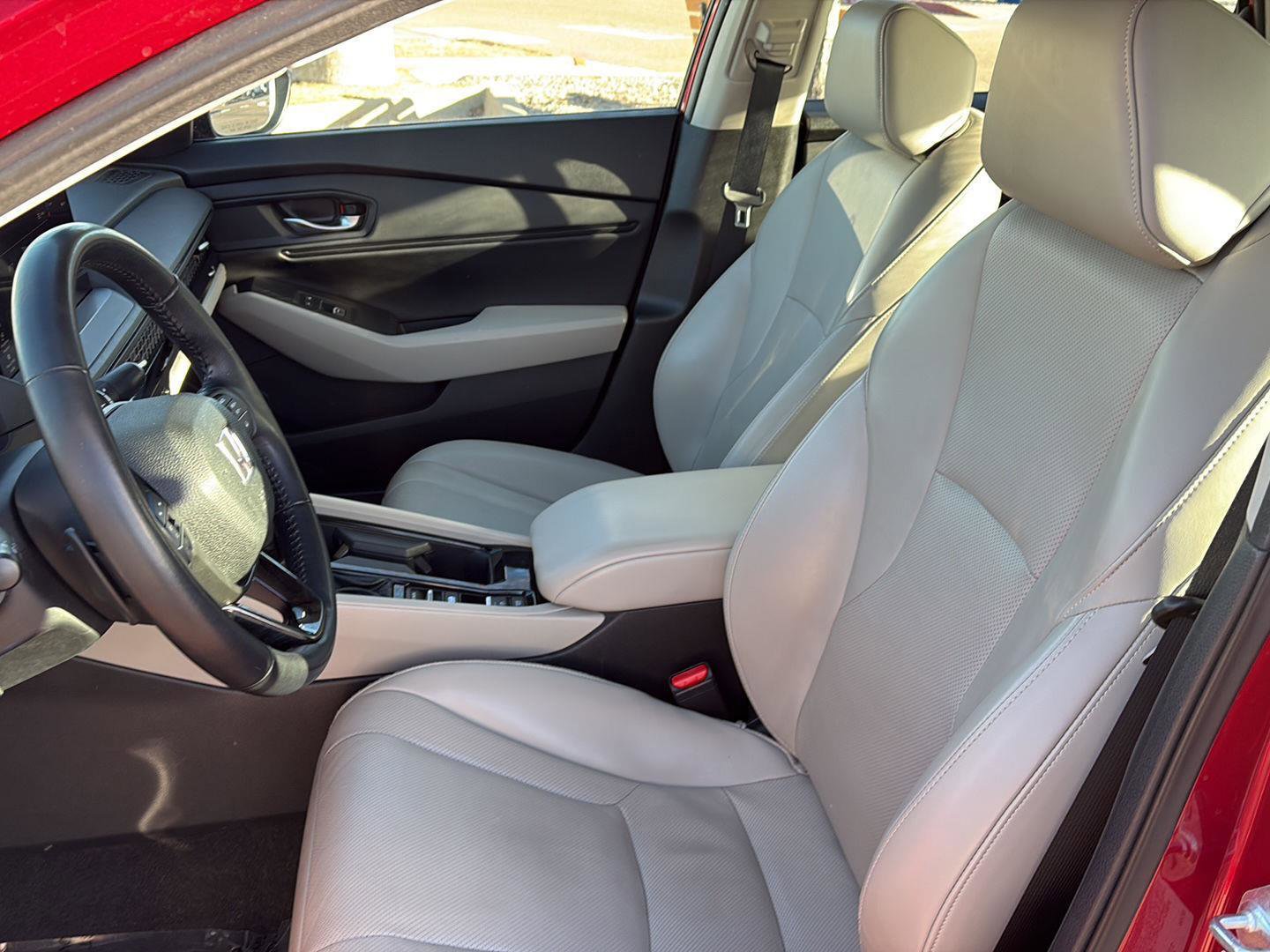 Used 2024 Honda Accord EX-L image 6