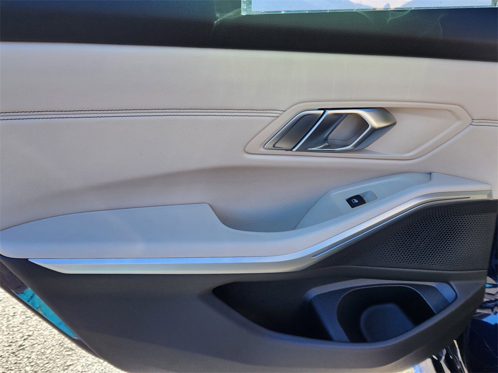 Used 2020 BMW M340i xDrive M340i xDrive w/ Premium Package image 11