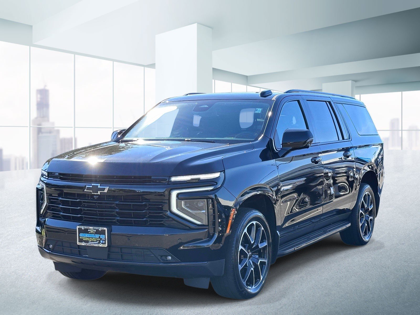 Used 2025 Chevrolet Suburban RST w/ Comfort Package AWD/4WD image 1