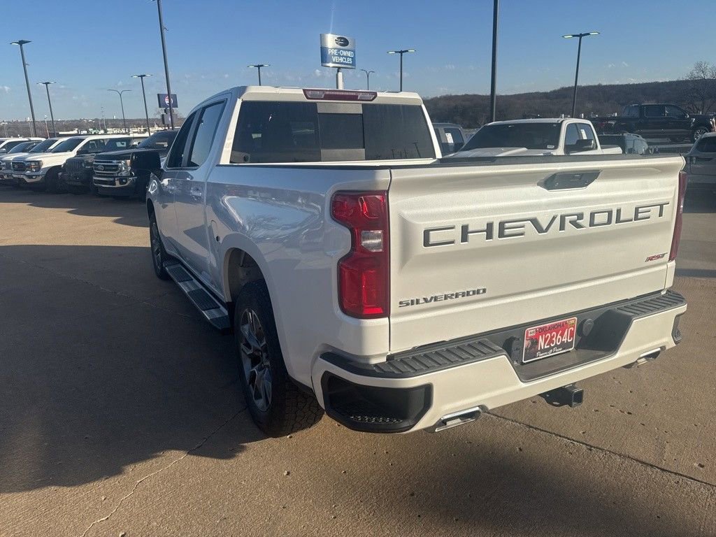 Used 2021 Chevrolet Silverado 1500 RST w/ Convenience Package II image 5