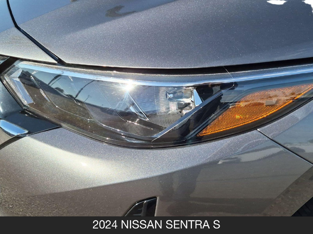 Certified 2024 Nissan Sentra S FWD image 10