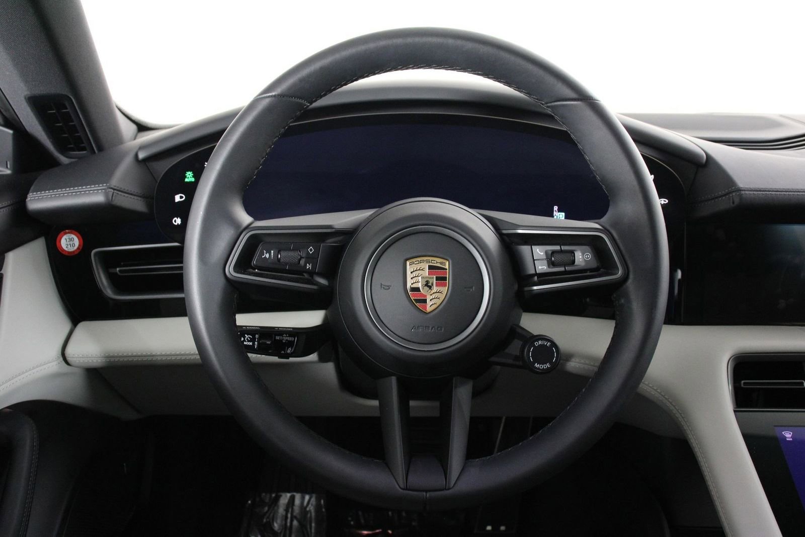 Certified 2025 Porsche Taycan image 12