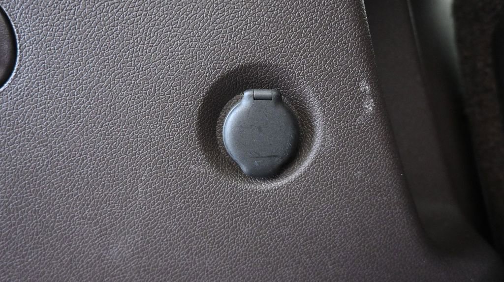Used 2017 Buick Enclave Leather FWD image 20
